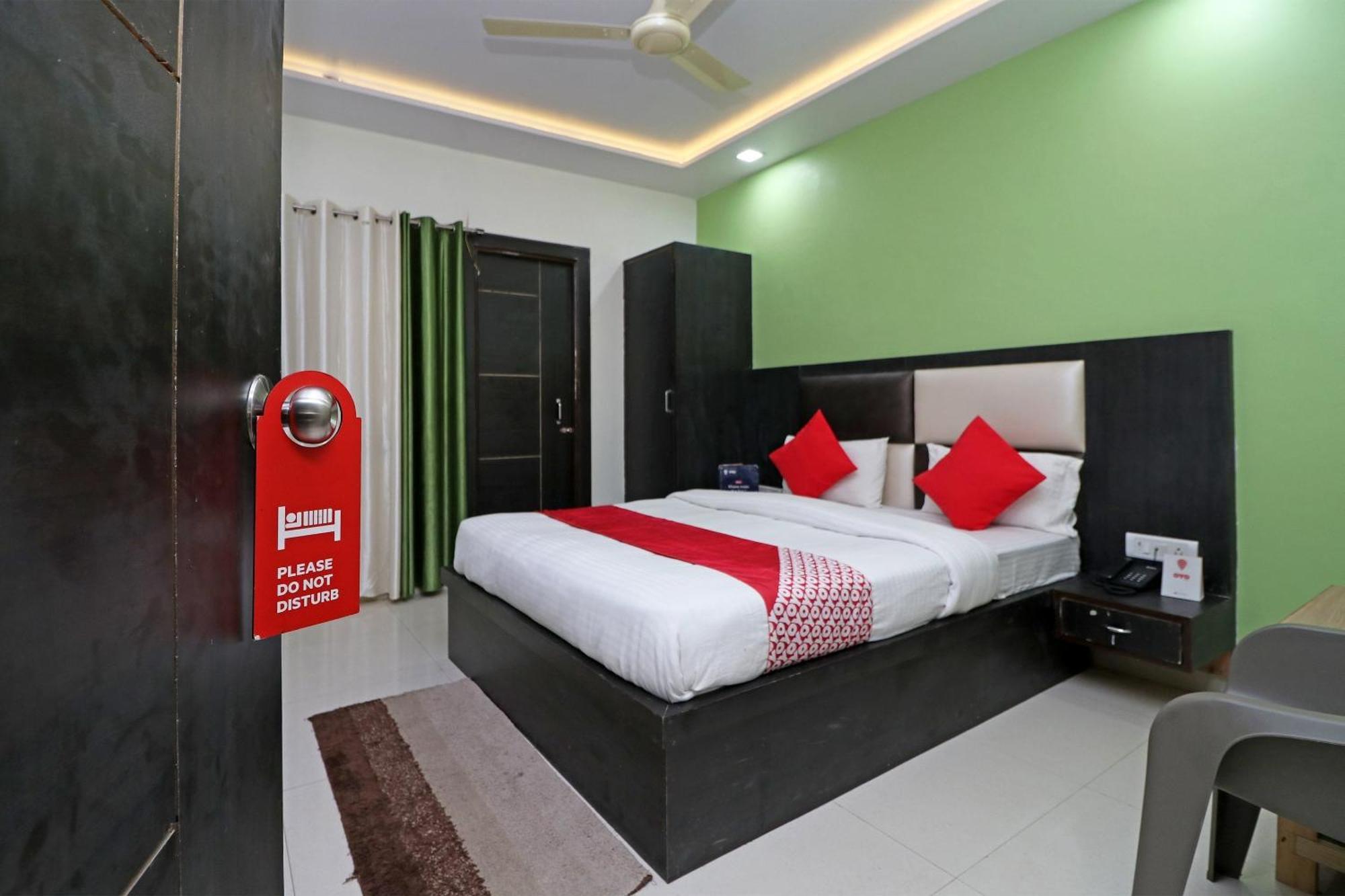 Oyo Hotel The Orient Tree Agra  Eksteriør bilde